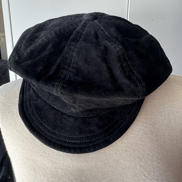 1970s Classic Black suede leather  Newsboy Cap - Picture 2 of 7